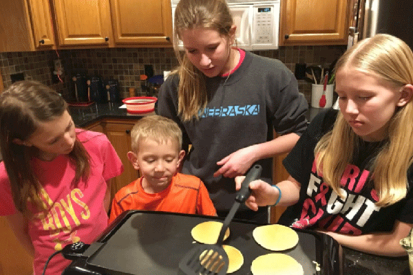 Meal Planning and Preparation with Kids - Is It Done Yet?, Nebraska Extension Acreage Insights - May 2017, http://acreage.unl.edu/enews-may-2017